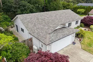 1077 Pirates Ct, Coos Bay, OR 97420 - Photo 38