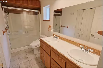 1077 Pirates Ct, Coos Bay, OR 97420 - Photo 36