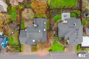 5696 Windfield Loop, Lake Oswego, OR 97035 - Photo 32