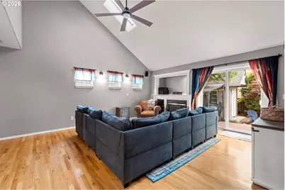 215 E Hereford St, Gladstone, OR 97027 - Photo 12
