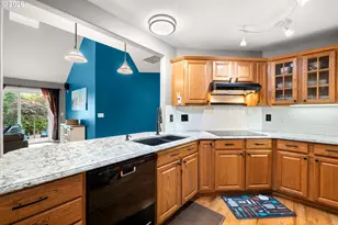 215 E Hereford St, Gladstone, OR 97027 - Photo 4