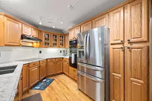 215 E Hereford St, Gladstone, OR 97027 - Photo 18
