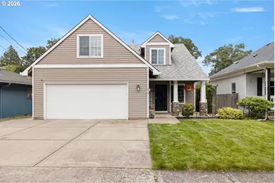 215 E Hereford St, Gladstone, OR 97027 - Photo 1