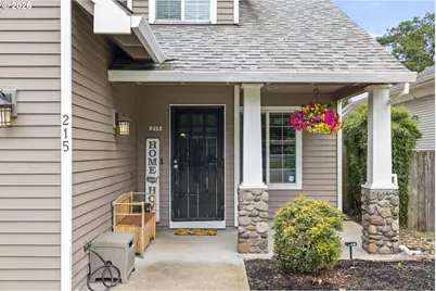 215 E Hereford St, Gladstone, OR 97027 - Photo 2