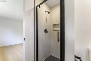 211 NW 103rd St, Vancouver, WA 98685 - Photo 24