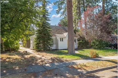 1118 E 28th Ave, Spokane, WA 99203 - Photo 4