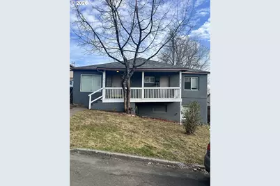 418 NW 9th St, Pendleton, OR 97801 - Photo 1