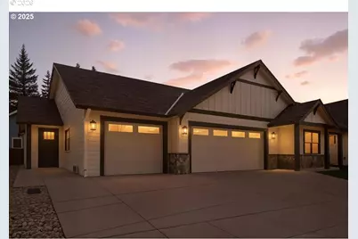 2405 NW 68th St, Vancouver, WA 98665 - Photo 2