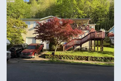 15216 SE Gladstone St, Portland, OR 97236 - Photo 1