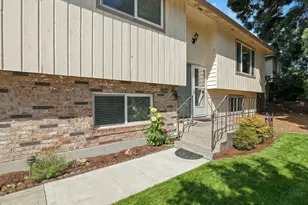 5676 SE Hillwood Cir, Milwaukie, OR 97267 - Photo 4