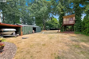 1102 NE 106th Ave, Portland, OR 97220 - Photo 26