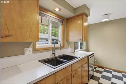 3210 SE Sherrett St, Milwaukie, OR 97222 - Photo 10