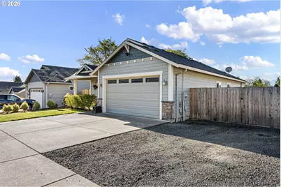 1415 Cottonwood Pl, Cottage Grove, OR 97424 - Photo 2