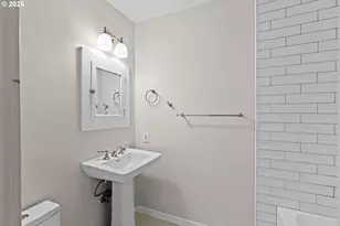 4315 SW Flower St, Portland, OR 97221 - Photo 22
