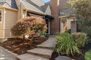 2635 SE Market St, Portland, OR 97214 - Photo 2