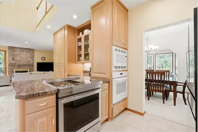 2513 Oregon City Blvd, West Linn, OR 97068 - Photo 14
