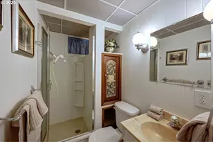 7067 N University Ave, Portland, OR 97203 - Photo 34