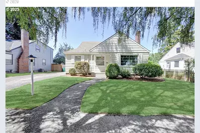 7067 N University Ave, Portland, OR 97203 - Photo 2