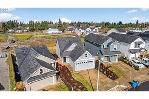 872 Laurel Pl, Silverton, OR 97381 - Photo 32