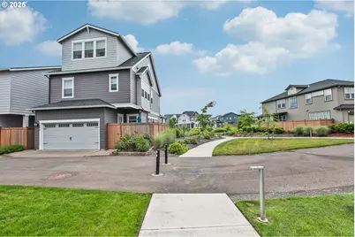 7579 SE Kilchis Ln, Hillsboro, OR 97123 - Photo 38
