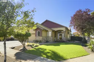 2818 NE 173rd Ct, Vancouver, WA 98682 - Photo 1