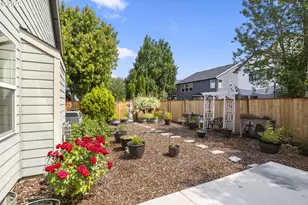 1334 34th Pl, Forest Grove, OR 97116 - Photo 32