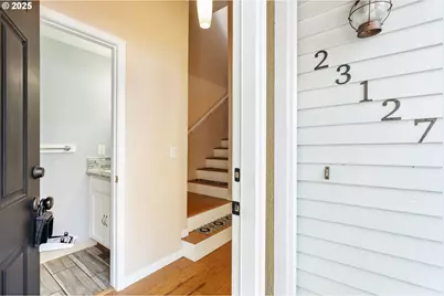 23127 NE Arata Rd, Wood Village, OR 97060 - Photo 6