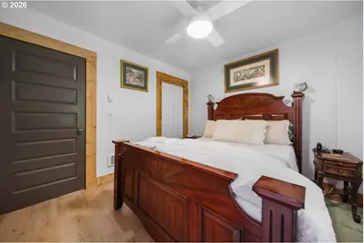 20736 Highway 42, Myrtle Point, OR 97458 - Photo 30
