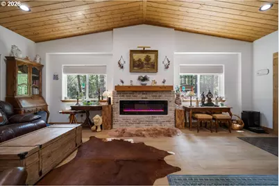20736 Highway 42, Myrtle Point, OR 97458 - Photo 16