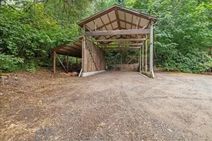 2850 Cascade Dr, Lebanon, OR 97355 - Photo 2