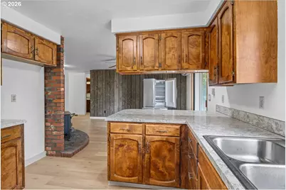 2850 Cascade Dr, Lebanon, OR 97355 - Photo 18