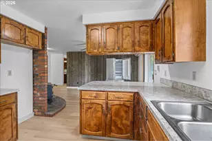 2850 Cascade Dr, Lebanon, OR 97355 - Photo 18