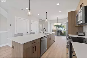 22415 SW Pine St, Sherwood, OR 97140 - Photo 10