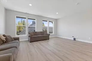 22415 SW Pine St, Sherwood, OR 97140 - Photo 8