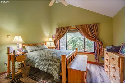 69881 E Alpine North Ct, Rhododendron, OR 97049 - Photo 32