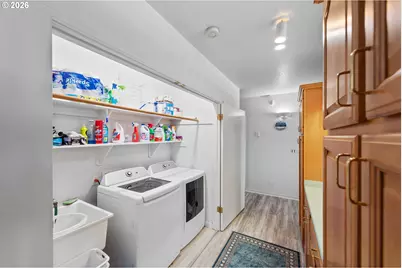 1257 7th St, Bandon, OR 97411 - Photo 28