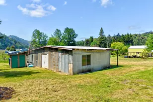 12589 Old Hwy 99, Myrtle Creek, OR 97457 - Photo 36