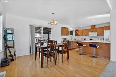 32839 SW Crystal Springs Ct, Scappoose, OR 97056 - Photo 14