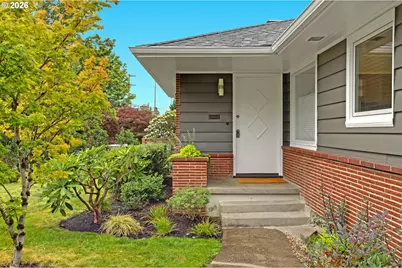 329 SE 50th Ave, Portland, OR 97215 - Photo 2