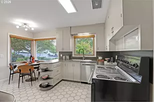 329 SE 50th Ave, Portland, OR 97215 - Photo 12
