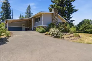 18121 S Redland Rd, Oregon City, OR 97045 - Photo 2
