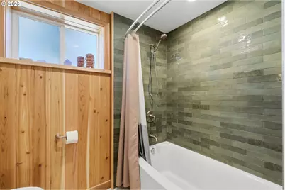 18121 S Redland Rd, Oregon City, OR 97045 - Photo 24