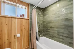 18121 S Redland Rd, Oregon City, OR 97045 - Photo 24
