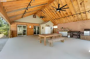 187 Hackett Ln, Riddle, OR 97469 - Photo 24