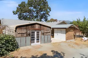 187 Hackett Ln, Riddle, OR 97469 - Photo 26