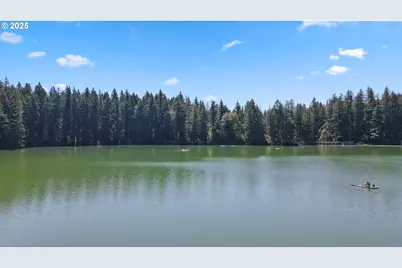 1707 NE 37th Ave, Camas, WA 98607 - Photo 2