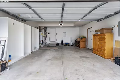 14812 NE Fremont Ct, Portland, OR 97230 - Photo 46