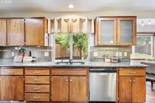 14812 NE Fremont Ct, Portland, OR 97230 - Photo 14