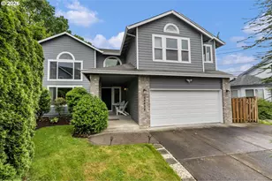 14812 NE Fremont Ct, Portland, OR 97230 - Photo 2