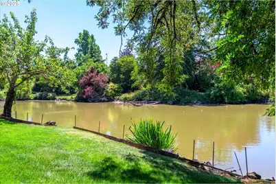 820 Park Ter, Eugene, OR 97404 - Photo 42